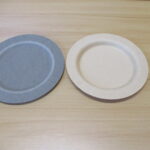 紙のプレス加工にて試作した紙器の絞り加工(異色材料比較)