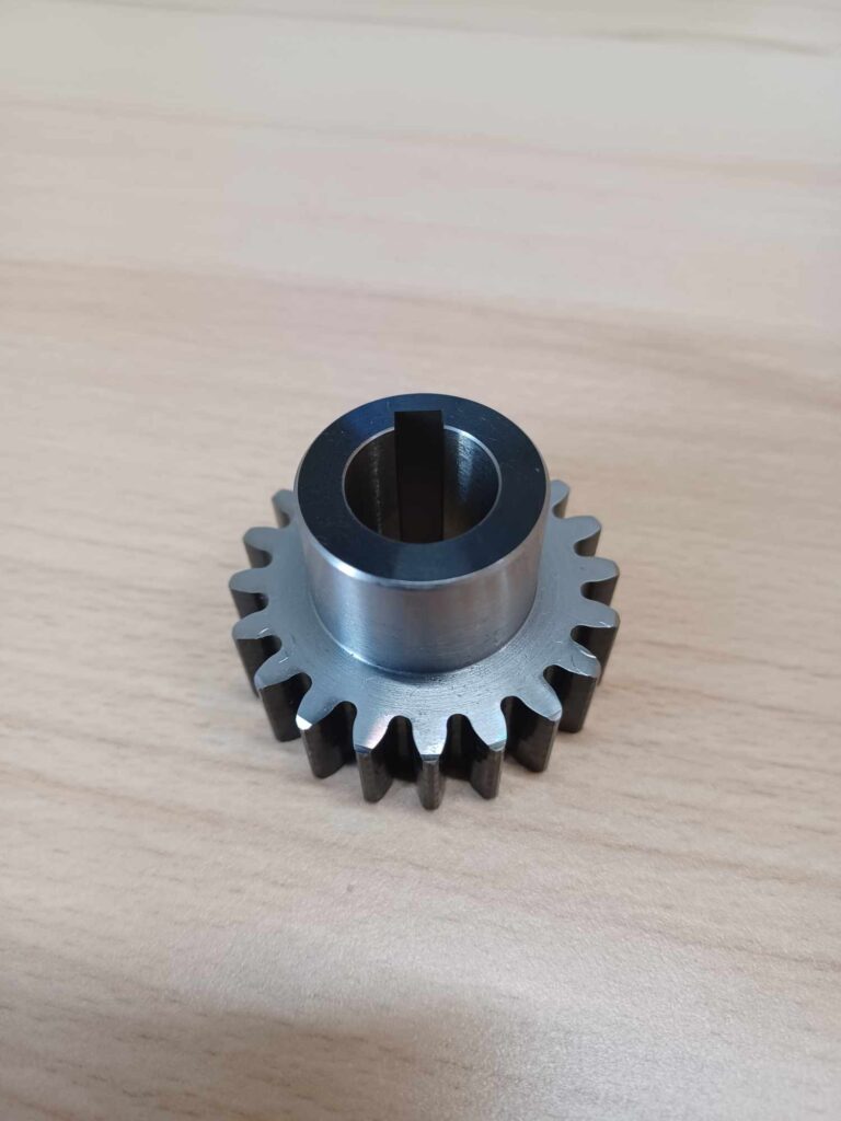 ワイヤーカット(ワイヤー放電加工)によるギヤへのキー溝追加工実績