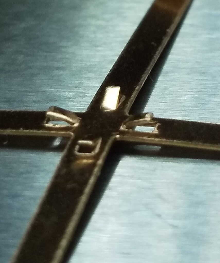 金型製作からプレス加工による量産まで携わった半導体関連部品の詳細図